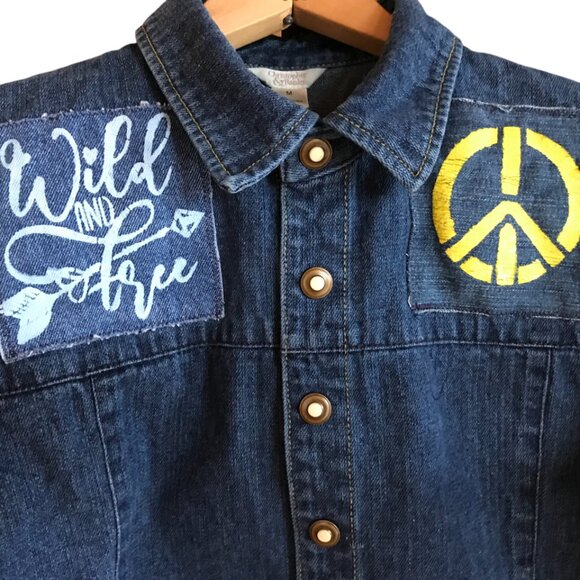 Painted Jean Jacket, Size Medium: Upcycled Denim Shirt, Rock and Roll Hippie Top - Picture 6 of 9